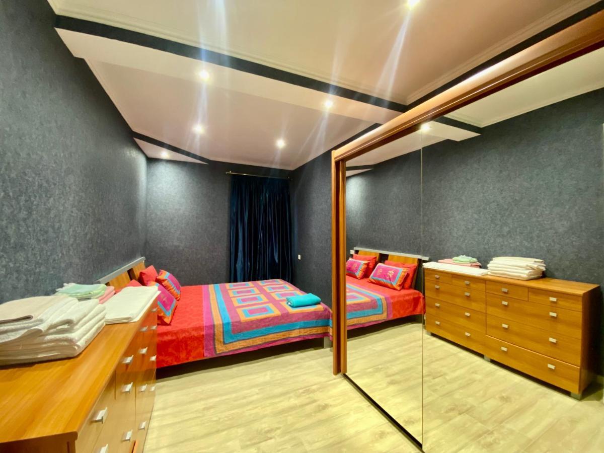 Spacious Dinamo Apartment Tbilisi Exterior photo